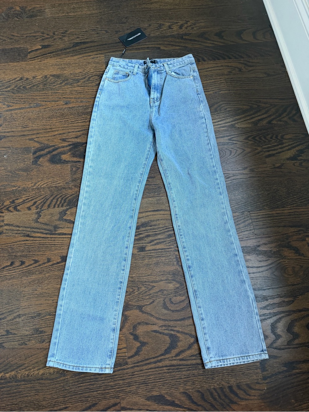 NWT PrettyLittleThing Light Wash Straight Leg High Rise Jeans ( Tall)